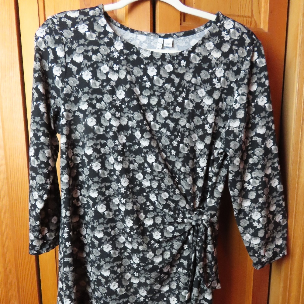 Elle Side Tie Top